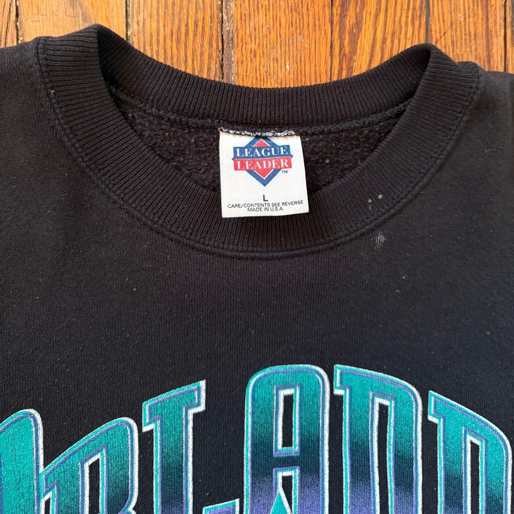 90’s Orlando Solar Bears Vintage Crewneck Sweater - Picture 3 of 12